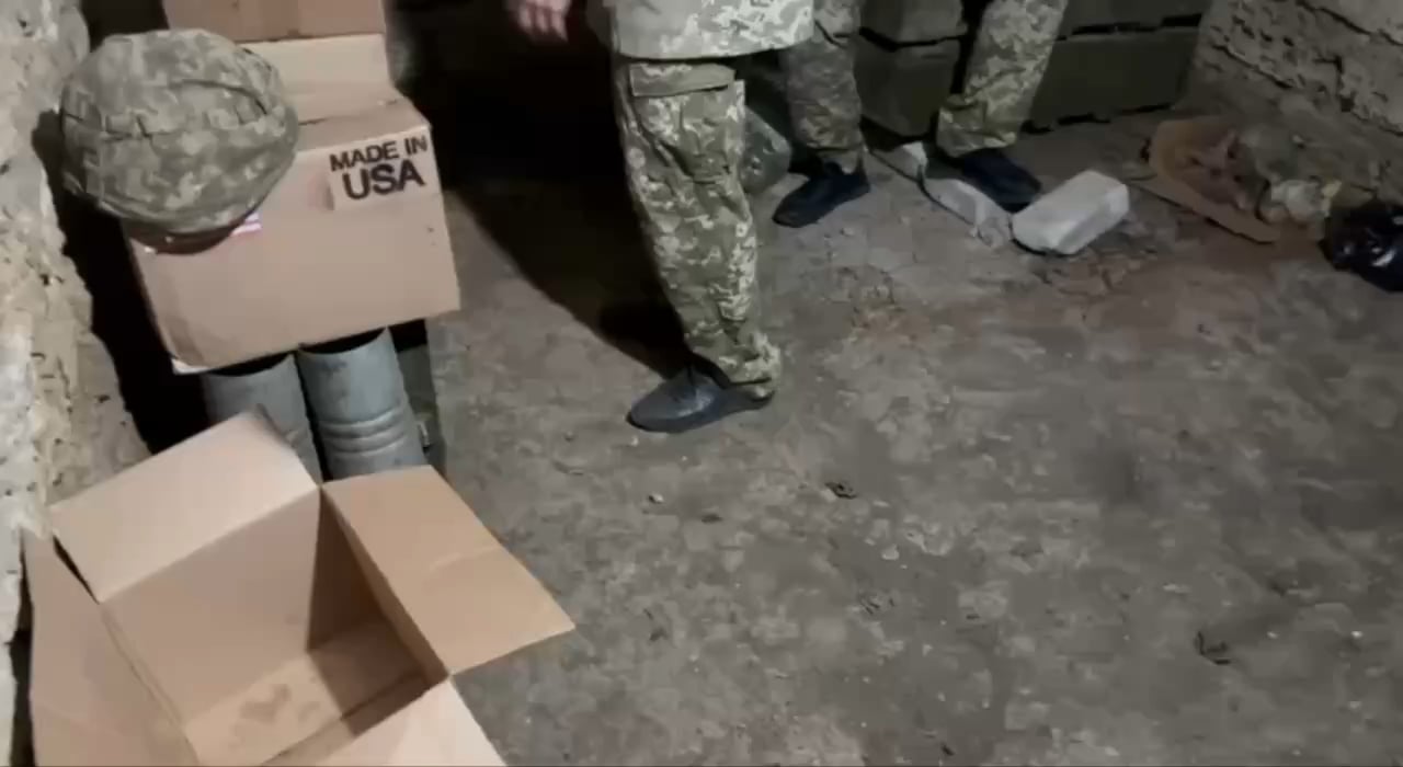 Fake propaganda video made by the russians, where they pretended to show spoiled canned food sent by the US for Ukrainian soldiers. This is most likely in an attempt to spoil the improving US-Ukraine relationship