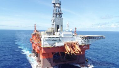 Oil workers in Norway threaten to strike starting June 21
