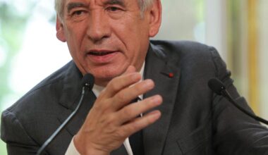 Defiant Bayrou won’t concede defeat on pension reform talks – POLITICO