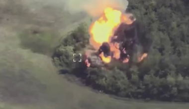 Russian 152 mm 2A65 is destroyed, somewhere in southern Ukraine.