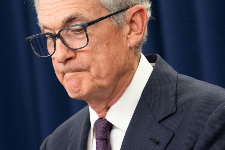 Stocks drop, oil gains as Mideast unrest fuels inflation fears
