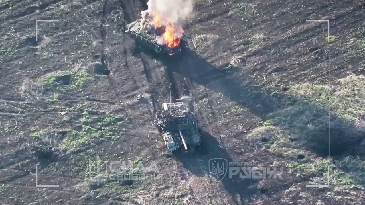 Drone footage of the "Rubizh Brigade," the 4th Brigade of the National Guard of Ukraine's "Force of Freedom" battalion, repelling a Russian armored assault in the Siversk area. Donetsk Oblast.