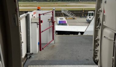 ‘Get a grip!’: Disabled BBC journalist slams Heathrow after wait to disembark plane