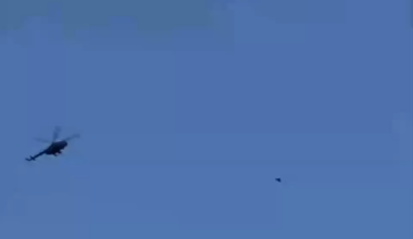 Civilian films a Ukrainian Mi-8 helicopter shooting down an Iranian / Russian "Shahed" UAV".