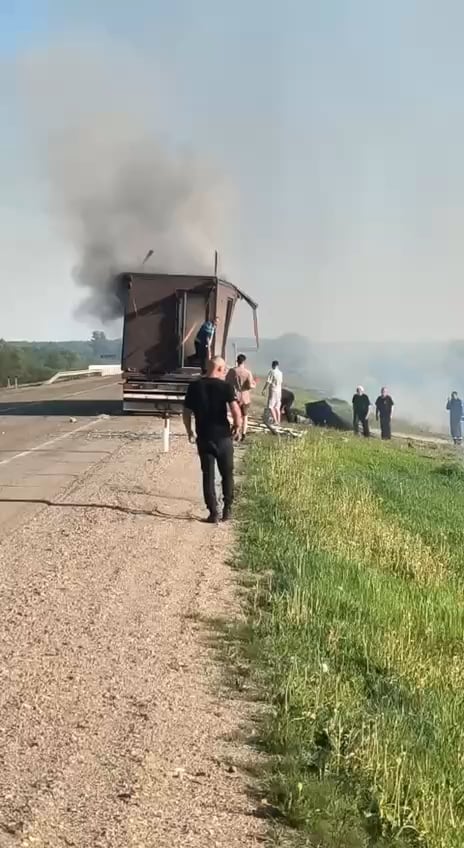 The truck that carried drones in Amursk oblast self-destructed when Russians decided to check what's inside.