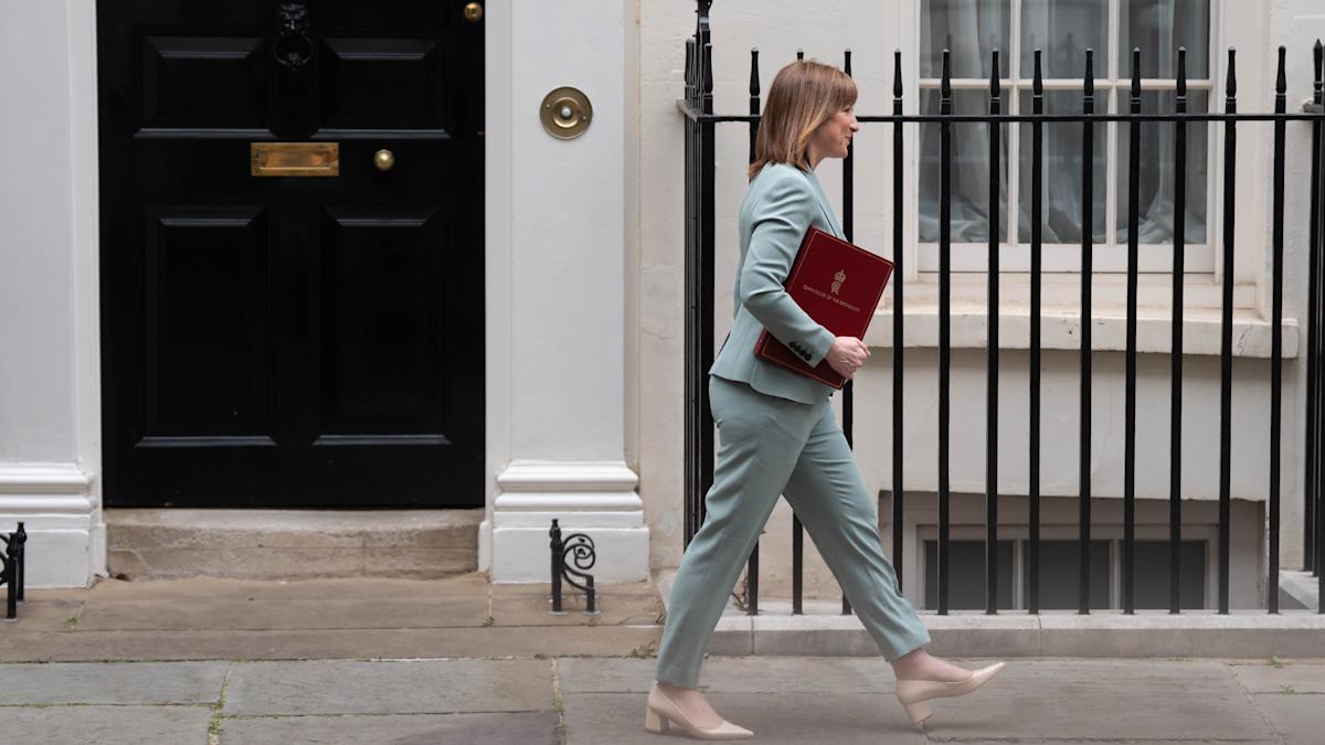 Rachel Reeves fails to rule out future tax rises as economy shrinks