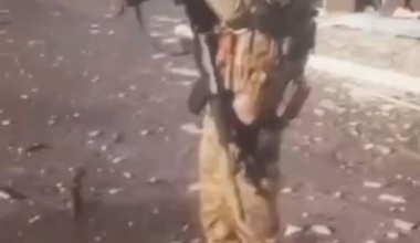 A video has surfaced on social media showing a Russian Armed Forces serviceman firing a grenade launcher at a house in the town of Sudzha, Kursk region. Pro-war Z-channels claim he is a member of the "Akhmat" special forces unit. Source: RU news agency The Insider.