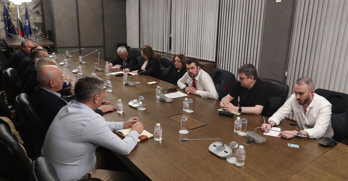 Bulgaria’s Foreign Ministry sets up coordination centre on Middle East situation – The Sofia Globe