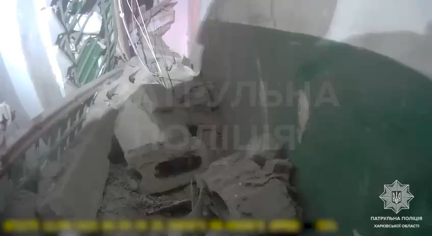 Unbreakable Kharkiv.  Ukrainian man sings the national anthem from under the rubble after attacks by Russian "shaheds" while rescuers dig him out.