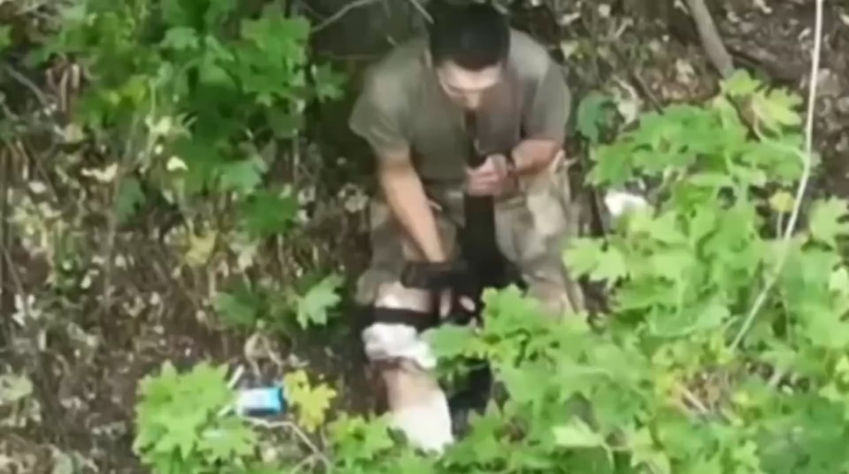 Wounded russian finishes himself off (NSFW)
