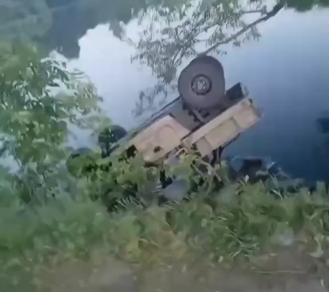Russian soldiers filmed the aftermath of Ukrainian strike on their SPG and buggy. Kherson region. June 2025