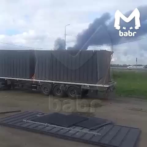 Russians calmly film and comment on #Russiandrones, almost as certain that nothing will hit them and the target is somewhere away from them.