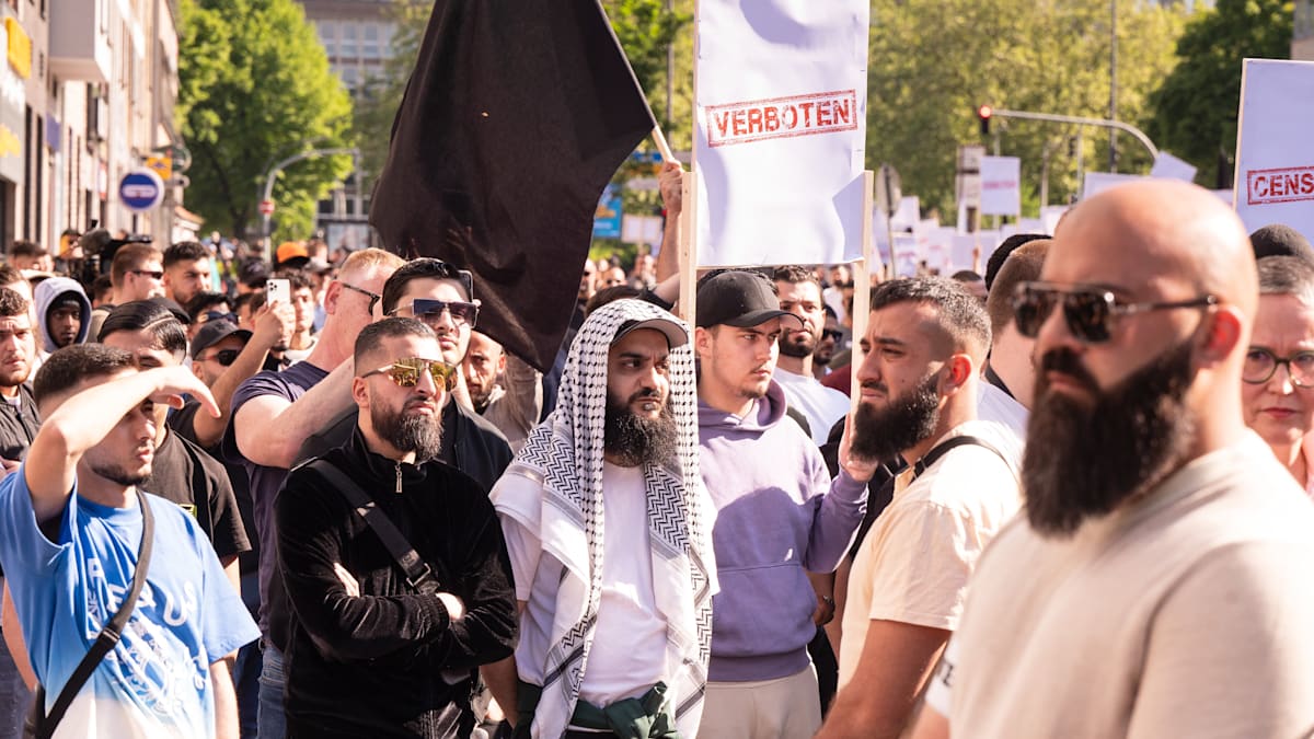 Mehr als eine Million Muslime in Deutschland zeigen Anfälligkeit für Radikalisierung