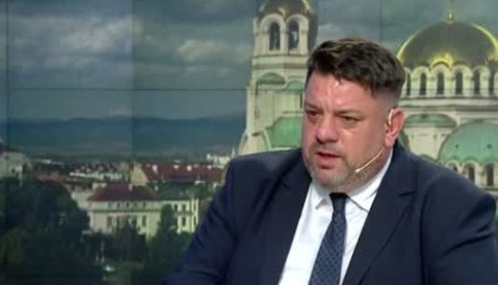 Атанас Зафиров: България влиза в еврозоната като най-бедната страна