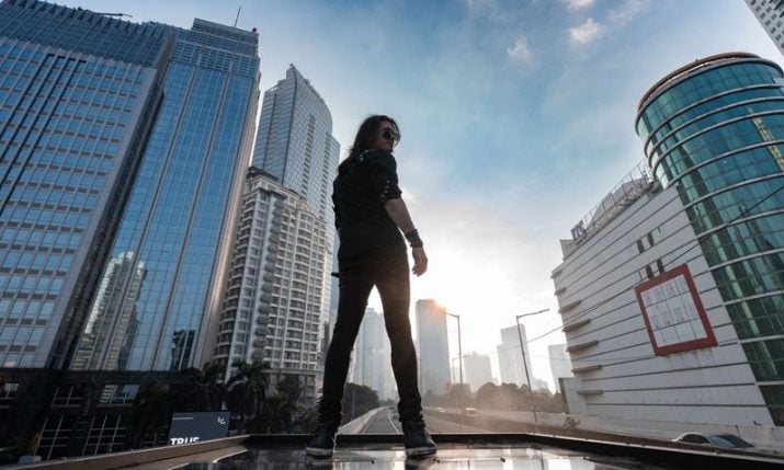 Croatian rock singer making waves in Asia