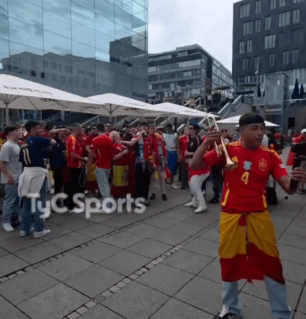 Spain fans chanting "Listen, spread the word, they say they are from France, but they are all from Angola" vs France