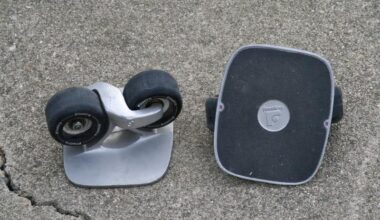 Is er een fysieke winkel waar freeskates te koop zijn?
