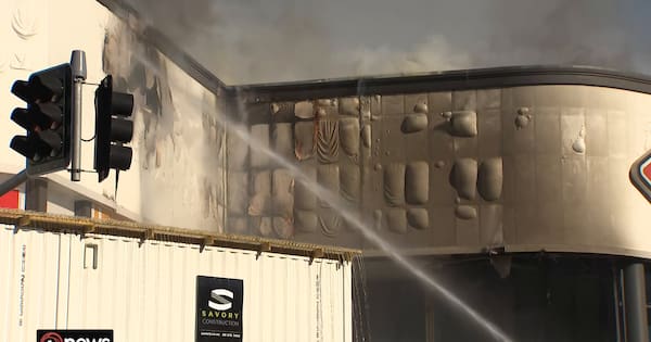 Full video: Fire service gives update on Auckland supermarket fire - 1News