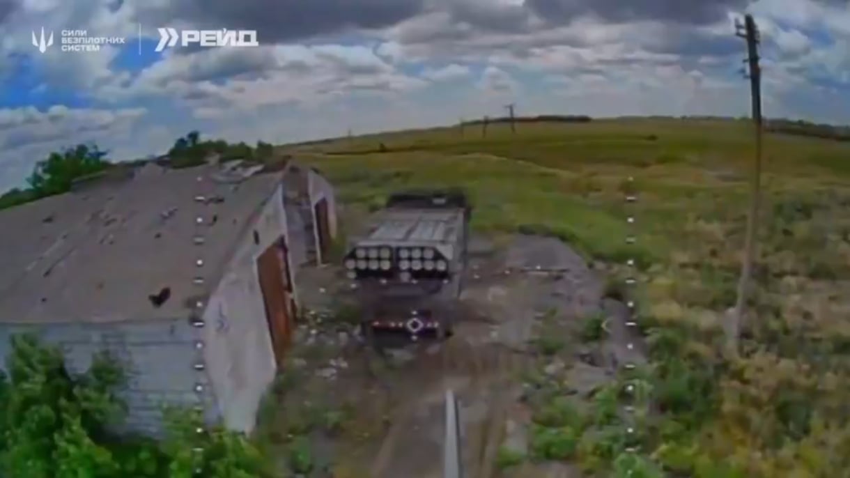 Spectacular destruction of a rare fully loaded North Korean M1991 MLRS. A rocket goes straight through the cab. (Part 1).