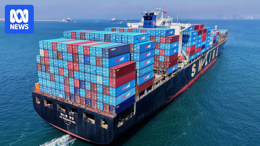 Australia has chance to dominate supply of green shipping fuel, says Rod Sims