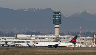 Delays continue at Vancouver airport due to Nav Canada 'constraints'