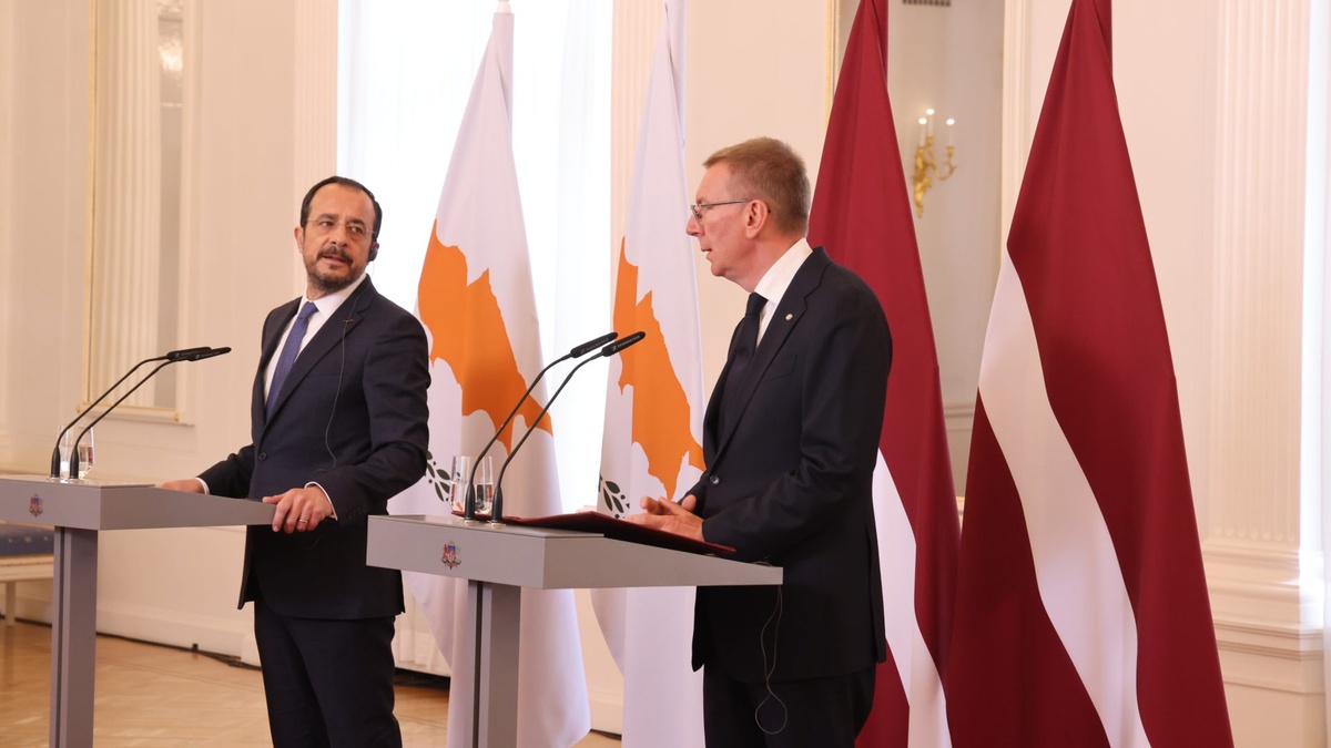 Presidents of Cyprus and Latvia discuss situation in Middle East and Ukraine, expressing their support for it