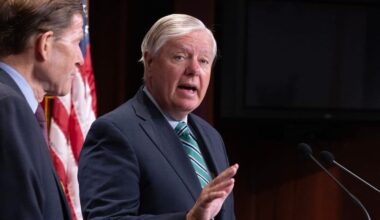 🇺🇸❗️ Kellogg stated that US sanctions against Russia are ready, and Congress and White House are ready to approve them: 

🗣️ "I spoke with Senator Lindsey Graham. The bill is called the "Russia Sanctions Act of 2025." And I think Graham is ready to apply them."