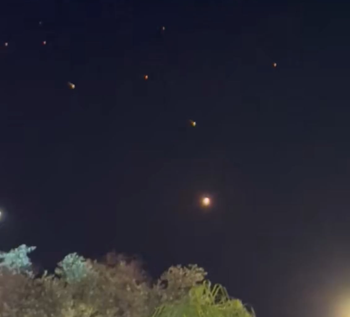 Sky from a wedding in Lebanon as the Iranian BMs pass en route to Israel - jun 15