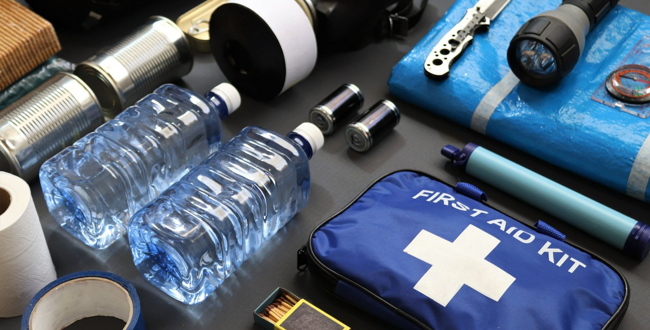 What to do in war or disaster: Czech households to receive new survival guide