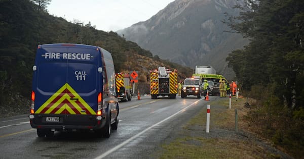 'Unsafe driver behaviour' at accident sites concerns FENZ