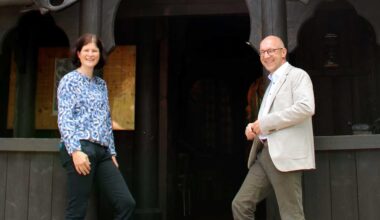 Die beiden Seelsorger des Europa-Parks: Thomas Schneeberger (r) und Andrea Ziegler