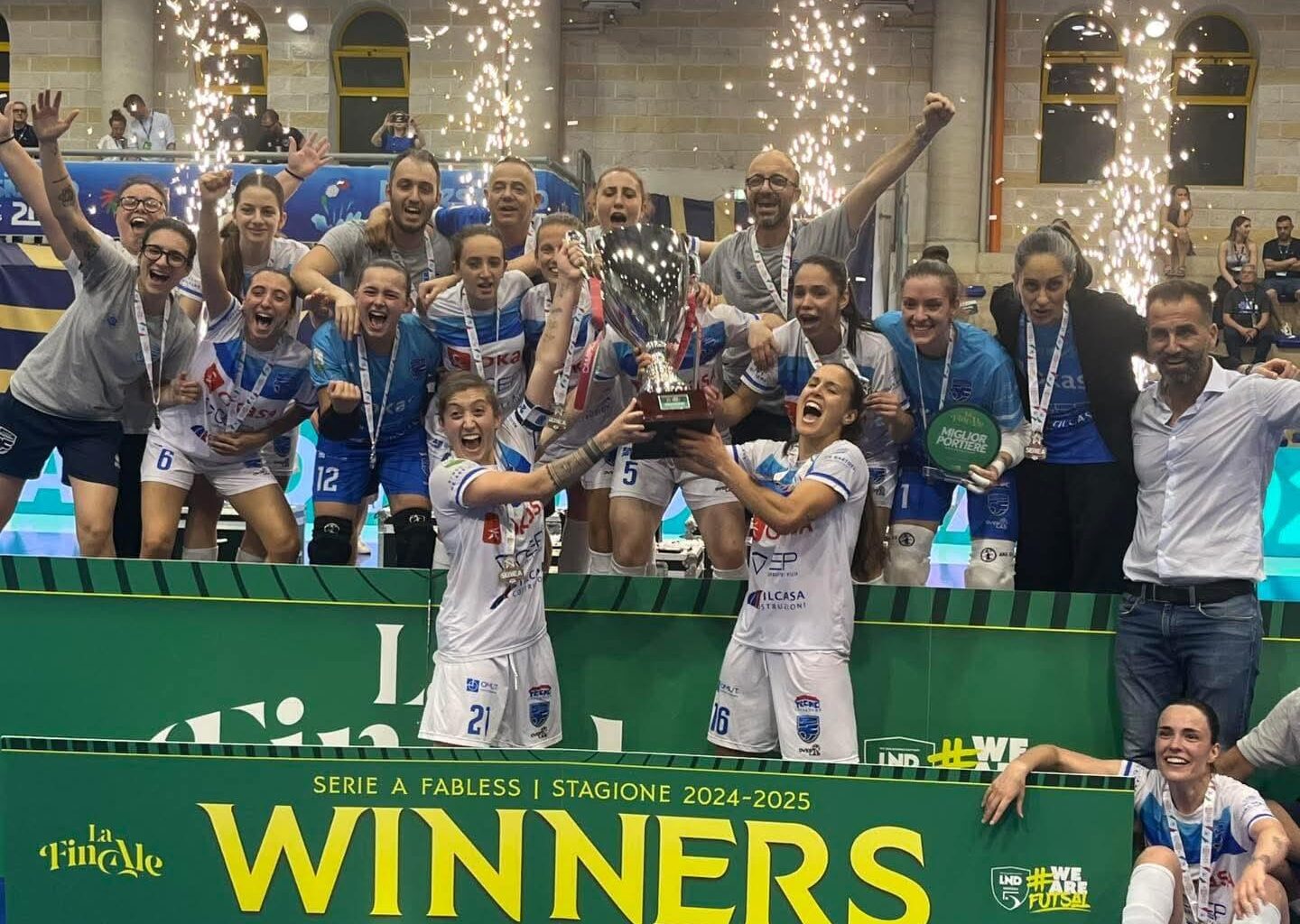 Falconara meraviglia: campione d'Italia del futsal femminile