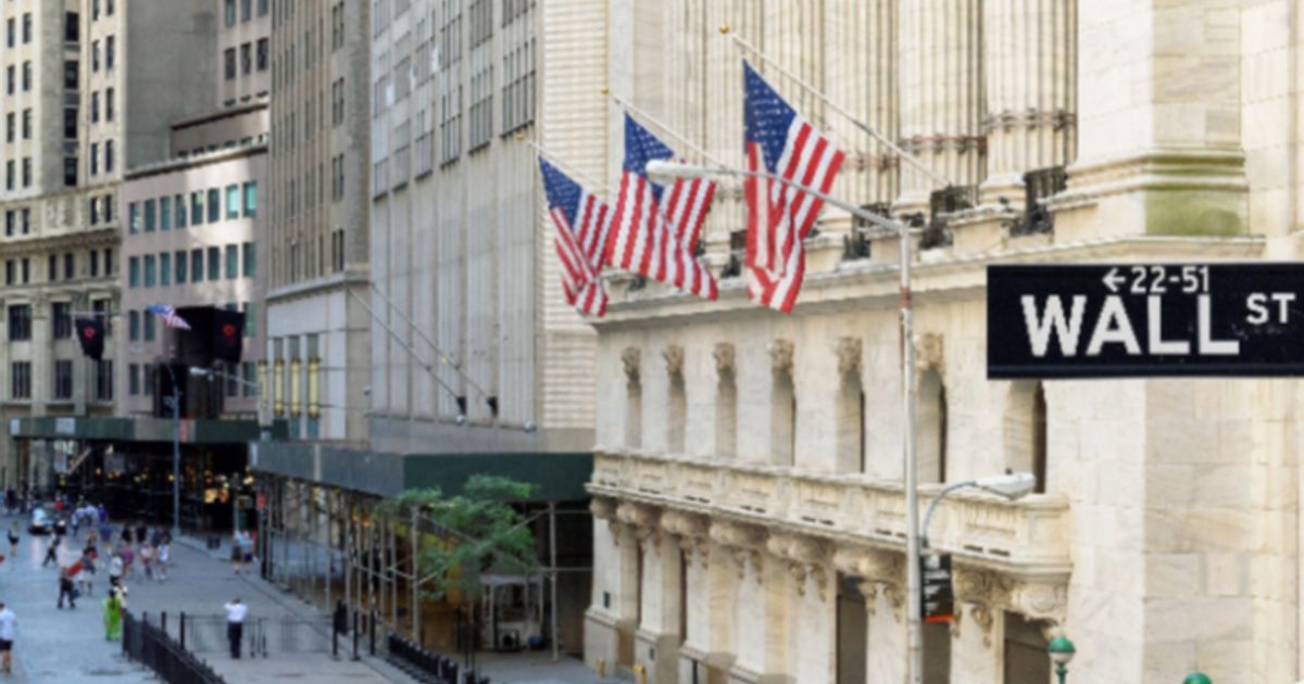 Wall Street futures show tiny gains ahead of Thursday’s open