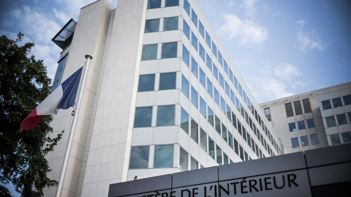 Des militaires et d’ex-collaborateurs de l’Élysée mis en examen pour divulgation du secret de la défense nationale
