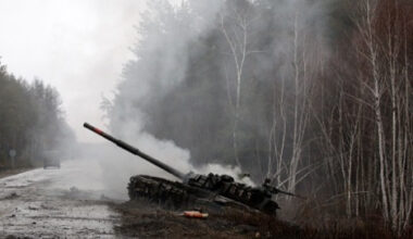 As Russia Fails Its Objectives in Ukraine, US ‘Holds Many Cards,’ Military Experts Argue