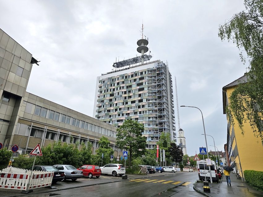 Fernmeldegebäude Konstanz: Grenzüberschreitender Senderstandort - RadioBlog.eu