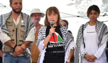 Marine Israël eist dat activistenboot met Greta Thunberg koers wijzigt