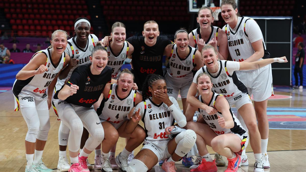 “De manier waarop zal niemand zich herinneren”: opgeluchte Emma Meesseman staat MVP-trofee af aan ploeggenote na zenuwslopende halve finale