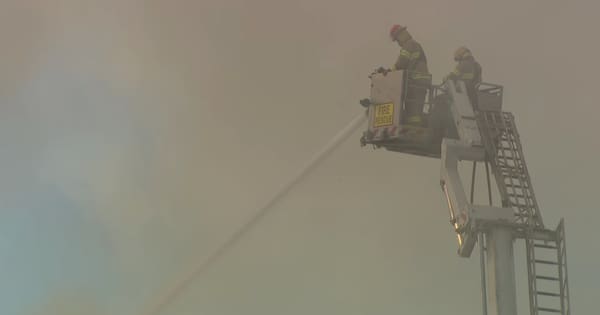 Blaze at Auckland supermarket contained, crews to stay overnight