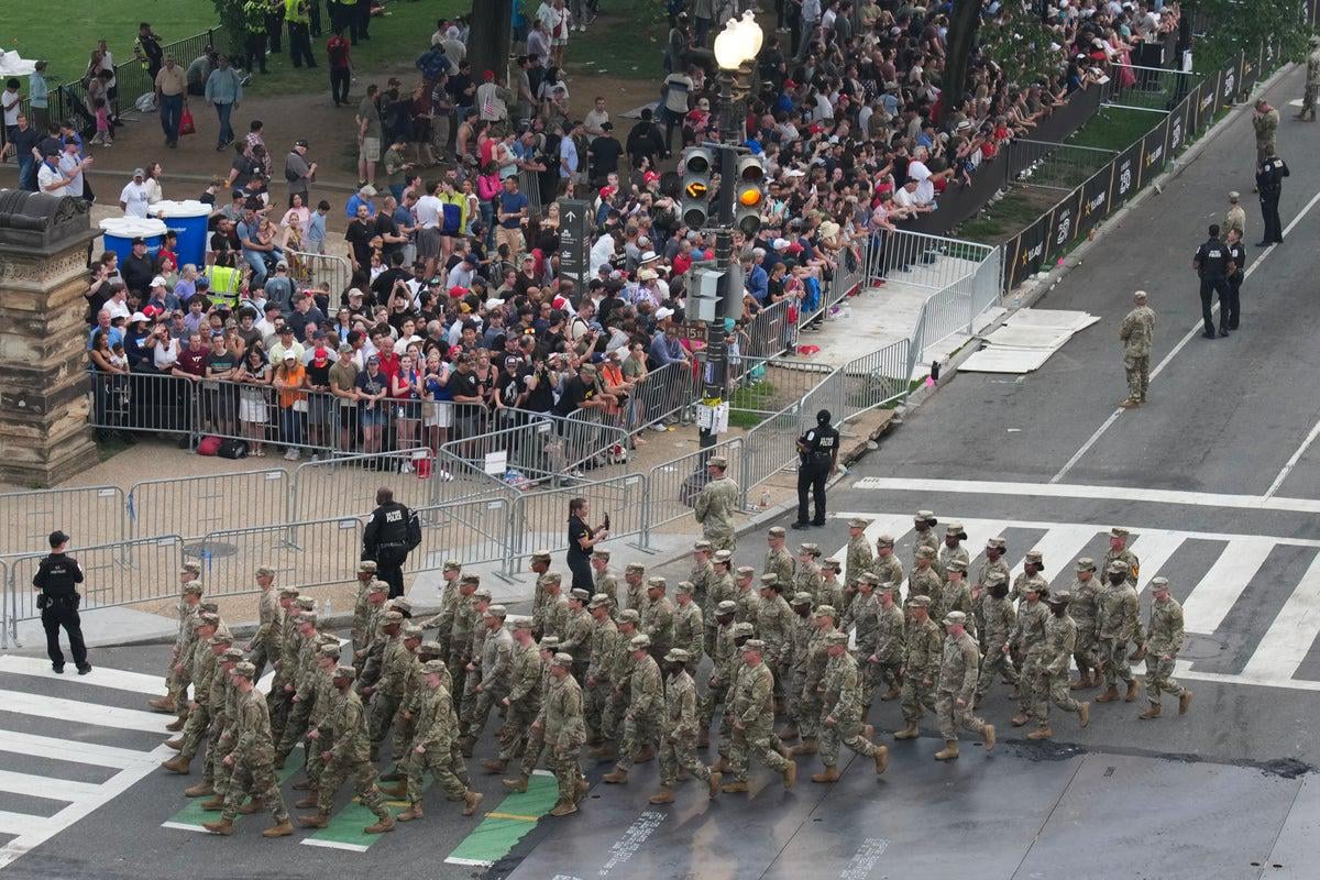 Trump team claims 250,000 watched military parade. ‘No Kings’ events drew 4 million