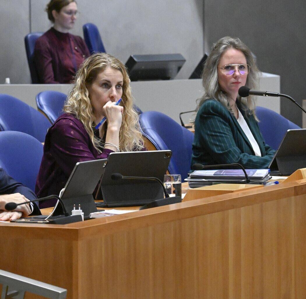 Op de laatste dag van het kabinet gooide de PVV mantelzorgers voor de bus