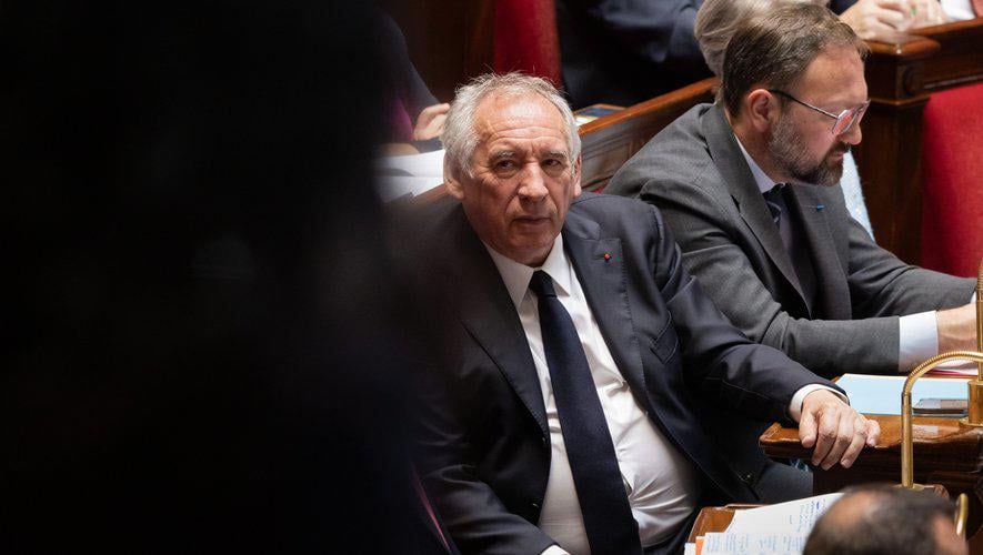 François Bayrou fait un aller-retour express en jet privé pour… un discours de 27 minutes sur les énergies renouvelables