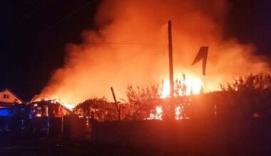 Ukraine firefighter finds wife, daughter & grandson dead at Russian strike site