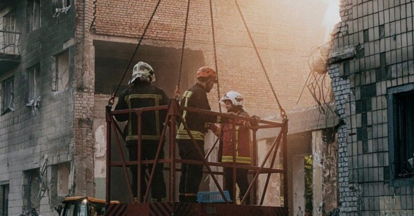 Pareigūnai: per masinę Rusijos dronų ataką Kyjive ir jo regione žuvo penki žmonės, dar 20 sužeista