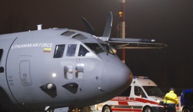 Rengiantis piliečių evakuacijai iš Izraelio, kariuomenės „Spartan“ nuvyko į Artimuosius Rytus