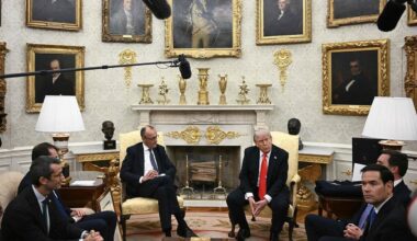 US-Präsident Trump hat Kanzler Merz im Oval Office empfangen. Man werde eine "großartige Beziehung" zu Deutschland haben, so Trump. Die Atmosphäre: freundlich, auch wenn Merz nur selten zu Wort kam.