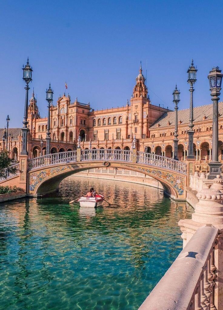 Sevilla tiene un color especial💃❤️