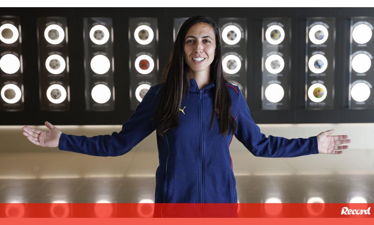 Fátima Pinto e o sonho de conquistar um título por Portugal: «Nada é impossível» - Seleção Feminina