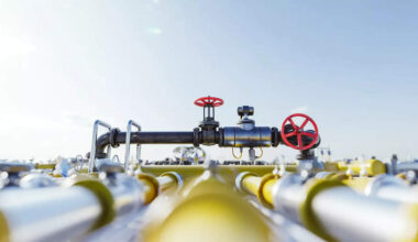 India's Natural Gas Consumption Declines Sharp 9.6% Amid LNG Import Drop in May 2025, ET EnergyWorld
