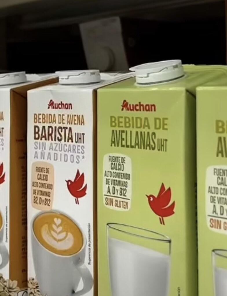 Auchan hired the devil to design their milk taps 😈